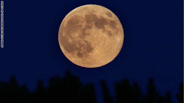 Biggest Supermoon Of 2014 Lights Up The Sky