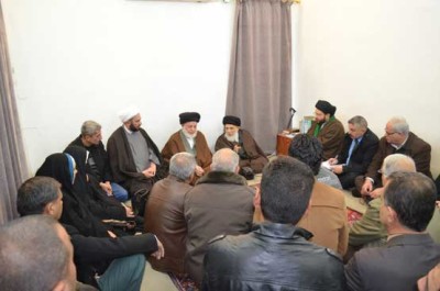 سماحة المرجع الديني الكبير السيد الحكيم (مد ظله) يستقبل وفد معهد الإدارة في الرصافة