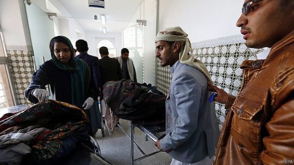 150320121433_yemen_sanaa_mosques_attack_640x360_epa