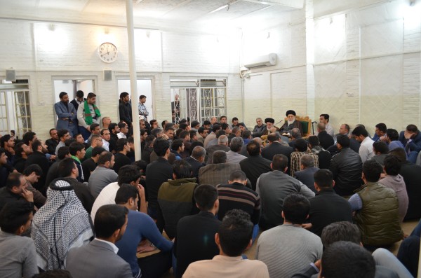 سماحة المرجع الديني الكبير آية الله العظمى السيد محمد سعيد الحكيم (مدَ ظله)يستقبل وفدا شبابيا من جامعات العراق في بغداد 