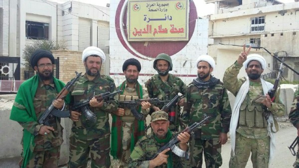أبطال الحشد الشعبي من امام مديرية صحة صلاح الدين عصر اليوم الثلاثاء