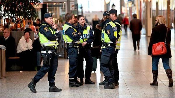 الشرطة السويدية تحقق باعتداءات جنسية “جماعية” بالسويد