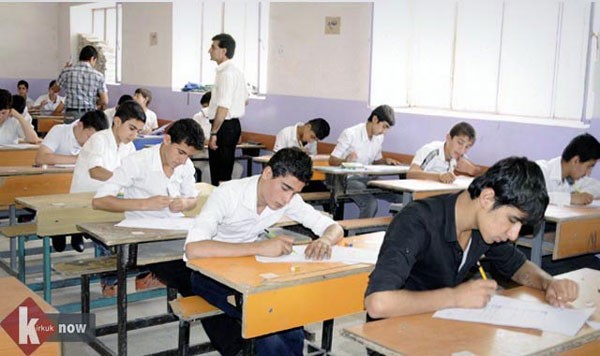 مكتب وزير التربية ينفي استقطاع أي مبالغ كأجور عن امتحانات الطلبة