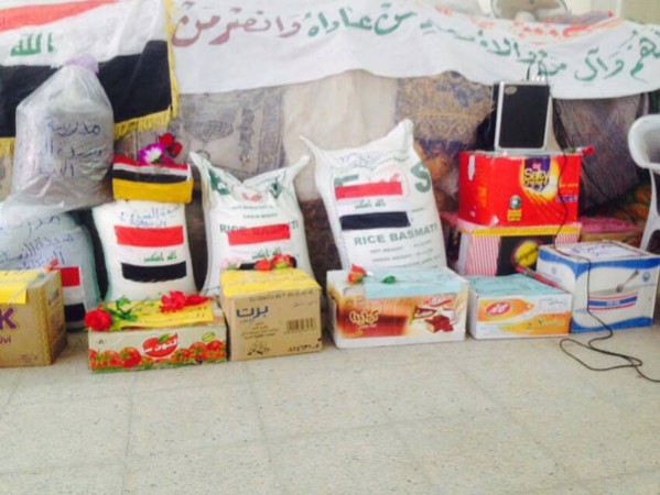 طلبة مدارس الوقف الشيعي في النجف الأشرف تتبرع بمواد غذائية للحشد الشعبي المقدس