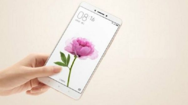 160510152449_xiaomi_unveils_huge_pocket-sized_budget_handset_640x360_xiaomi_nocredit