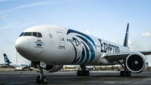 اختفت طائرة مصرية تابعة لشركة "مصر للطيران" خلال رحلة كات تقوم بها بين باريس والقاهرة