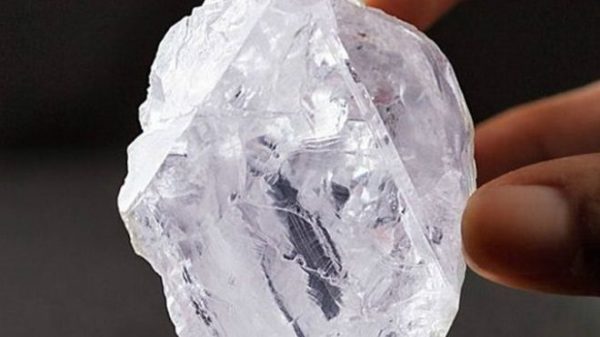 160629161618_lesedi_la_rona_diamond_640x360_sothebys_nocredit