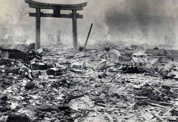 2B24774E00000578-3186815-Devastated_Hardly_any_buildings_in_Hiroshima_were_left_standing_-a-96_1438857513539