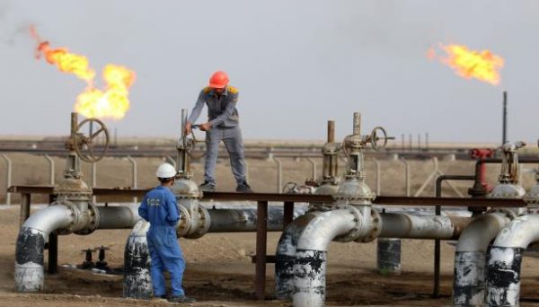 الاقتصاد العراقي يعتمد على النفط بشكل كبير (فرانس برس) 