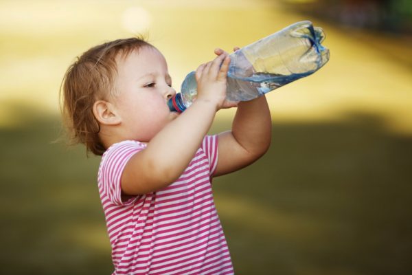 child-drinking-water-1024x682