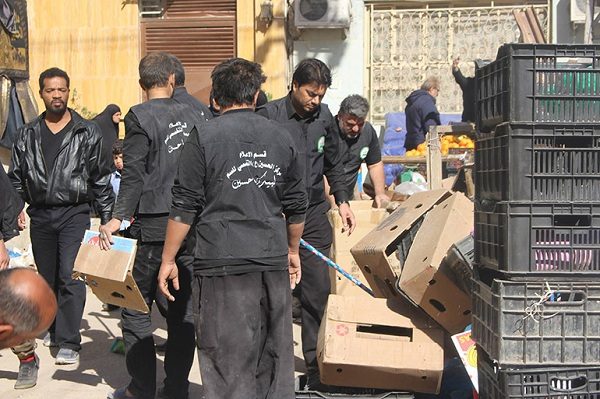 شريحة الصم تقوم برفع النفايات في كربلاء بعد انتهاء مراسم زيارة الاربعين