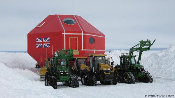37166844_303