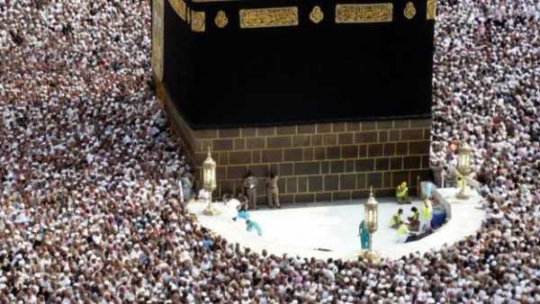 _95409775_027423767-1