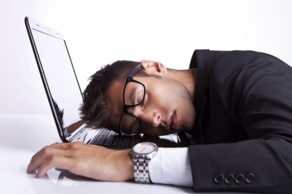 sleeping-on-a-laptop-computer-Credit-iStock-177440745-630x420